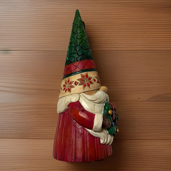 Jim Shore 2021 Christmas Gnome holding Wreath Figurine 6009182 Enesco 7" - Picture 6 of 12